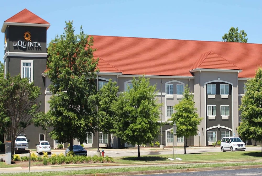 La Quinta by Wyndham Huntsville Airport Madison 1