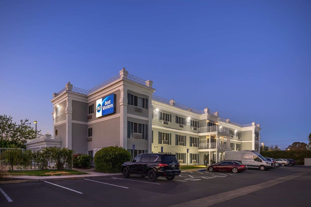 Best Western Capital City Inn 1