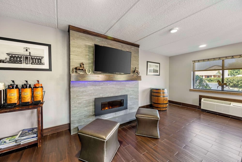 Best Western Celebration Inn & Suites 2