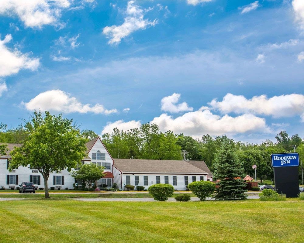 Rodeway Inn Lakeville - Finger Lakes Area 1