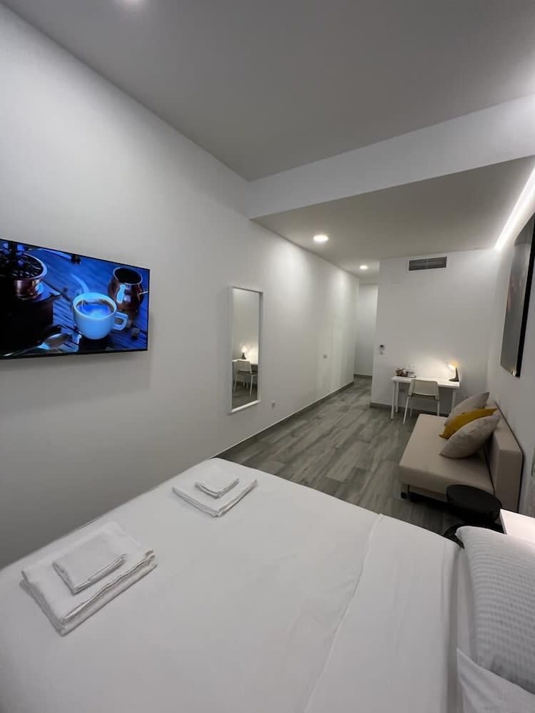 CH TANEZ CAROLINA a 1