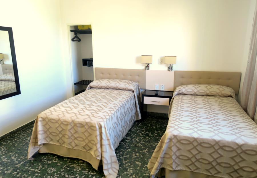 Hotel Plus Vedado 500 2