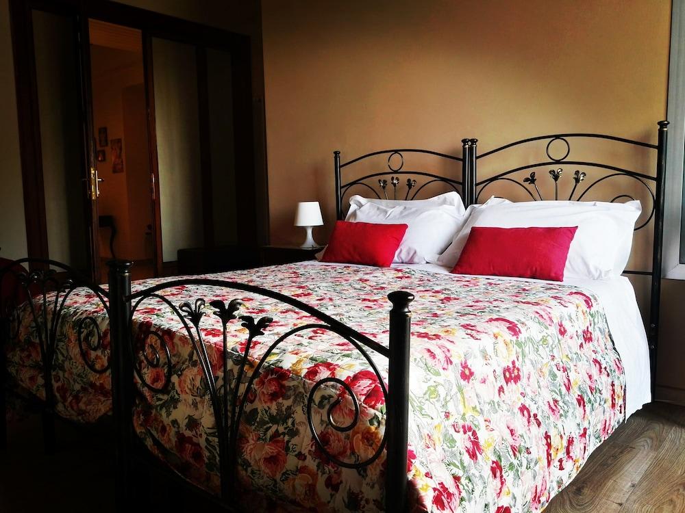 B&B Acanthus 2