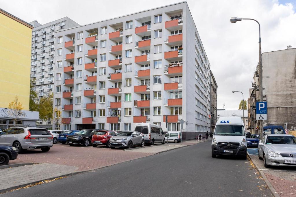 Hala Mirowska Apartments 3