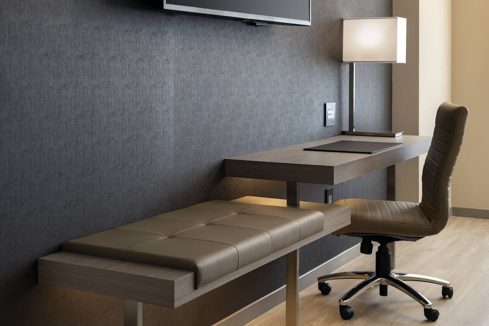 AC Hotel by Marriott Oakland Downtown 5