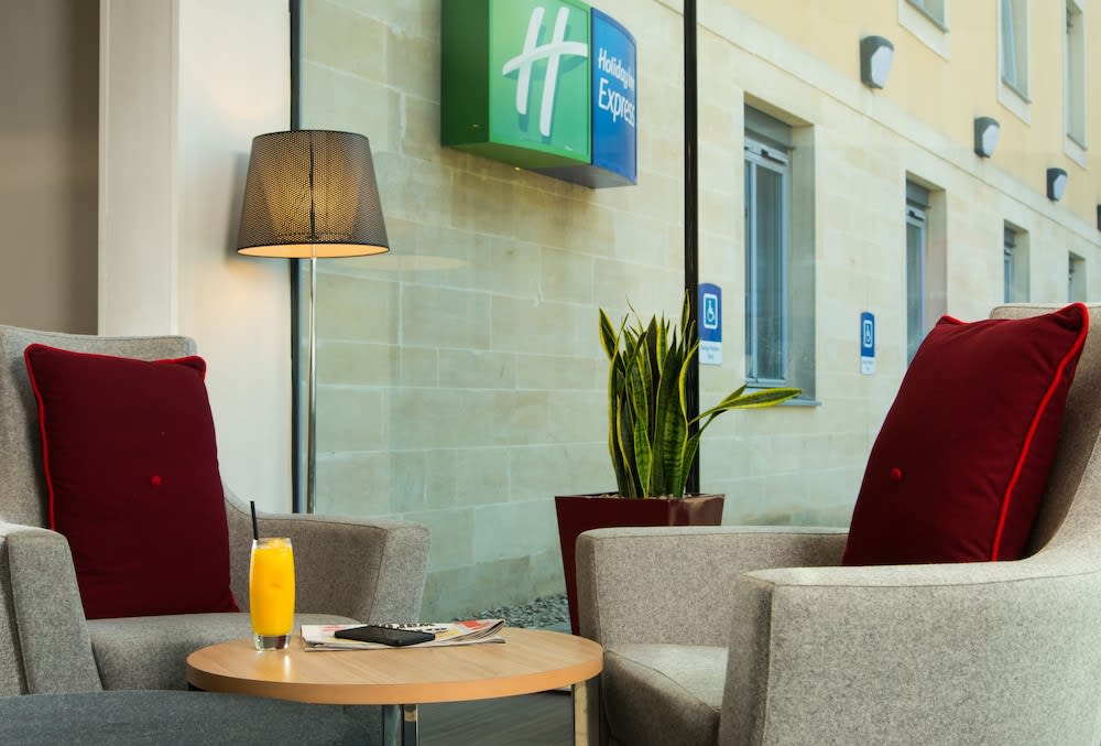 Holiday Inn Express BATH by IHG 2