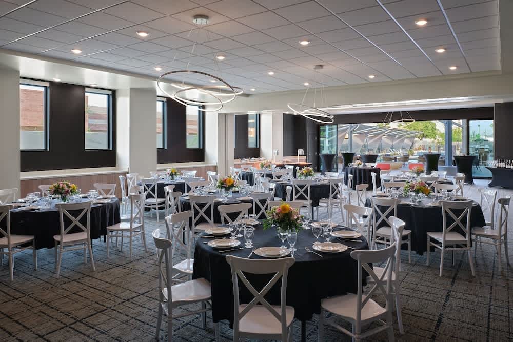 Fairfield Inn & Suites by Marriott Tempe 3