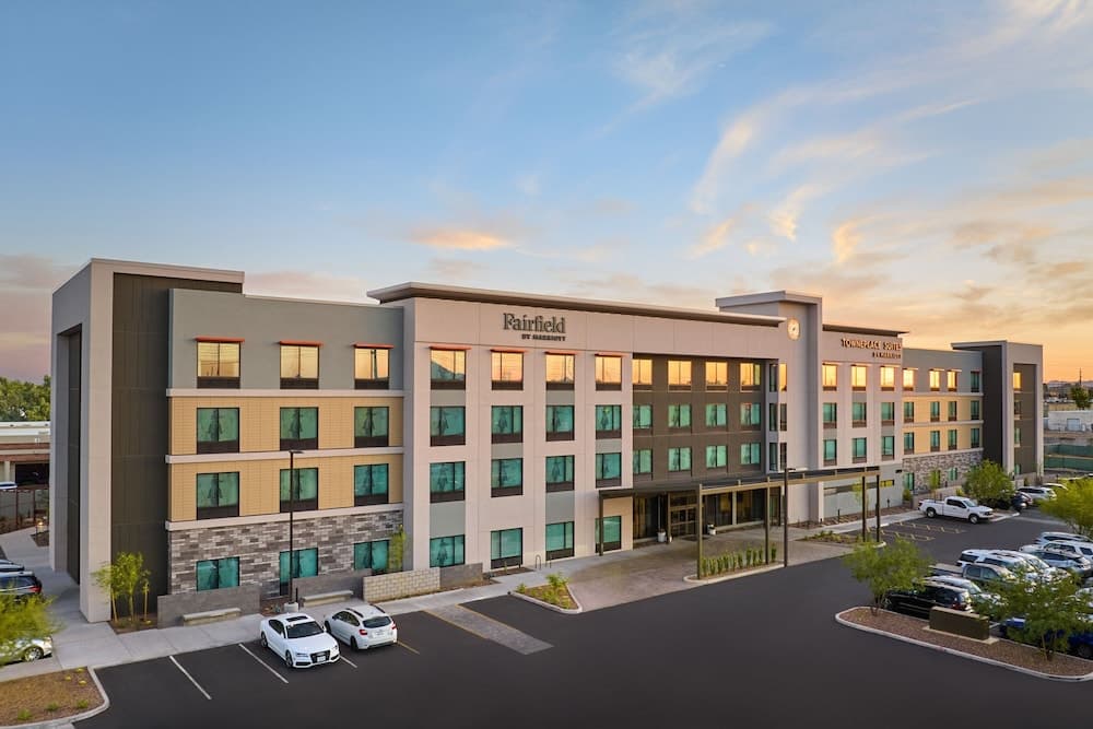 Fairfield Inn & Suites by Marriott Tempe 1