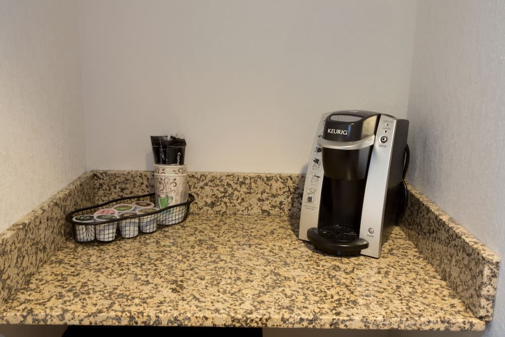 Holiday Inn MORGANTOWN - UNIVERSITY AREA by IHG 2