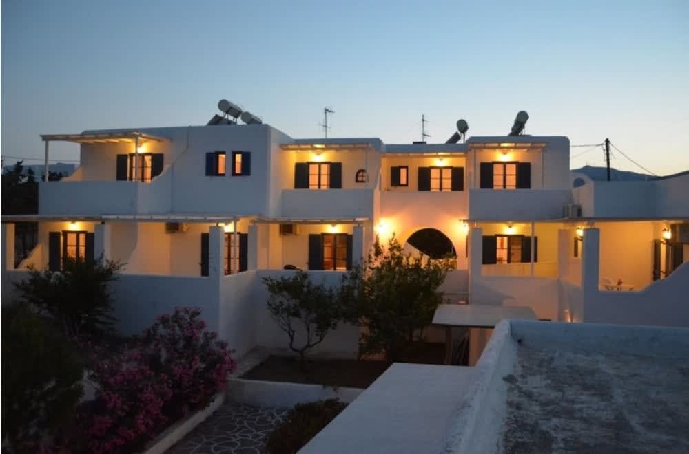 CAELI PAROS by Kostas & Joanna Studios 1