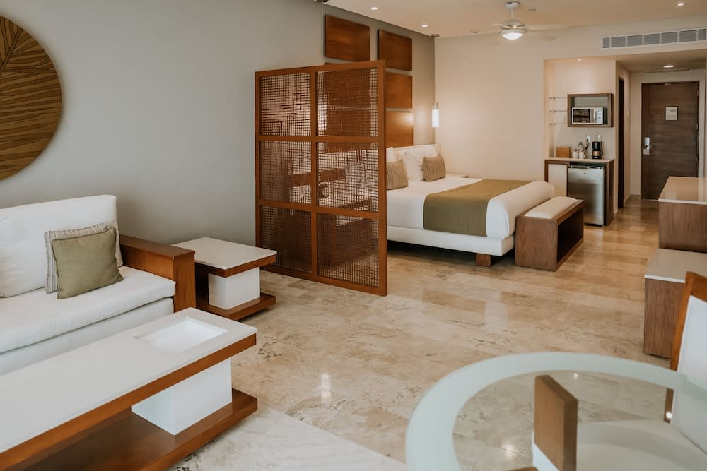 The Reef 28 Hotel & Spa - Luxury Adults Only - All Suites - With Optional All Inclusive 4