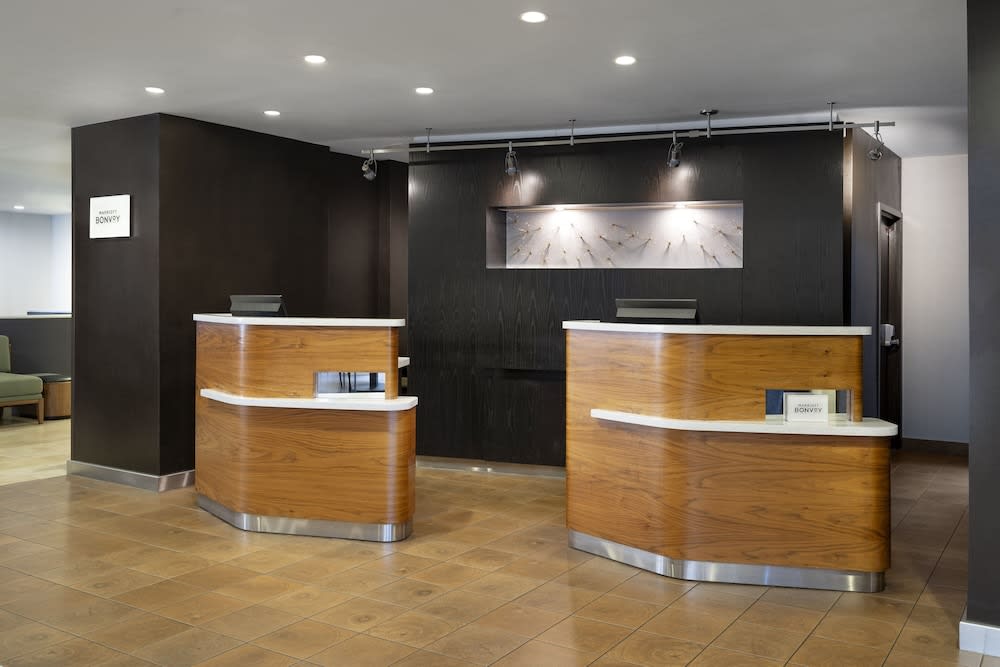 Courtyard by Marriott San Mateo Foster City 2