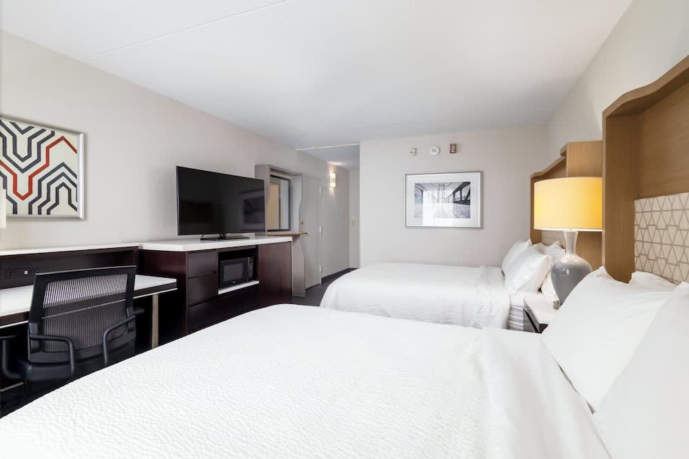 Holiday Inn WEIRTON - STEUBENVILLE AREA by IHG 1