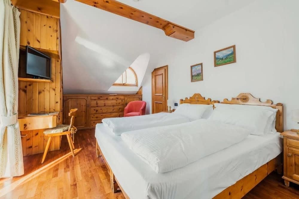 Franceschi Park Hotel 4