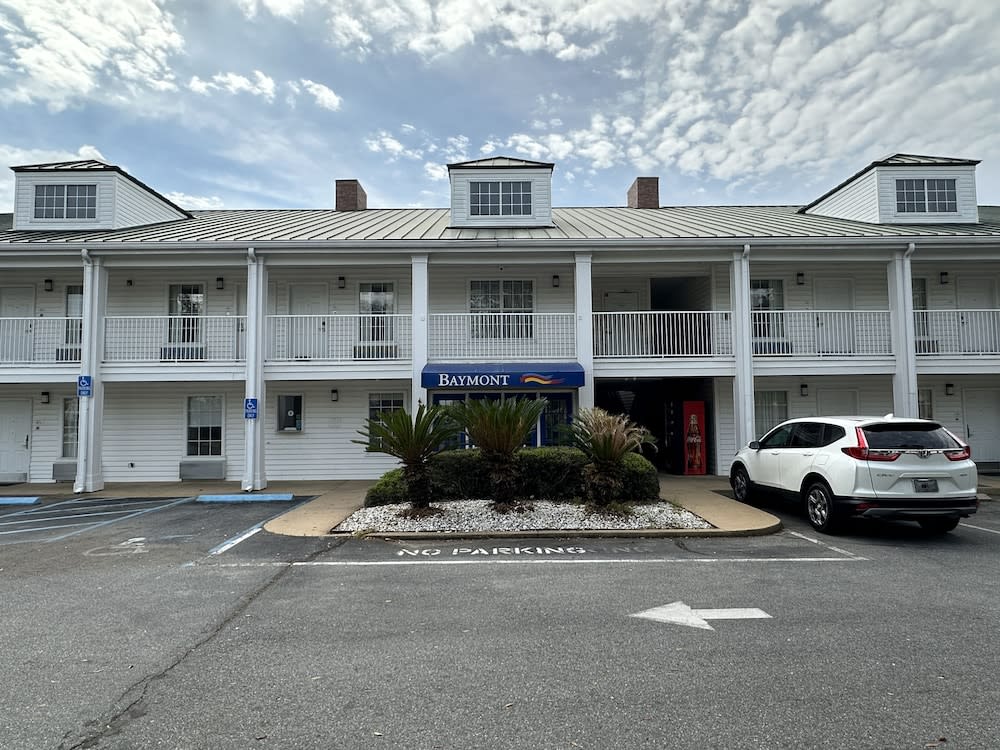 Baymont by Wyndham Thomasville 1