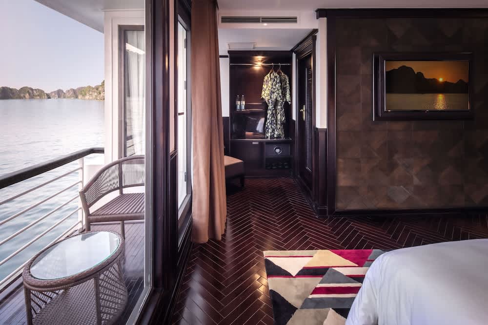 Ambassador Cruise Halong Bay 3