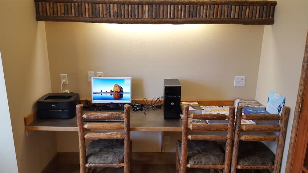 Microtel Inn & Suites by Wyndham Bozeman 2