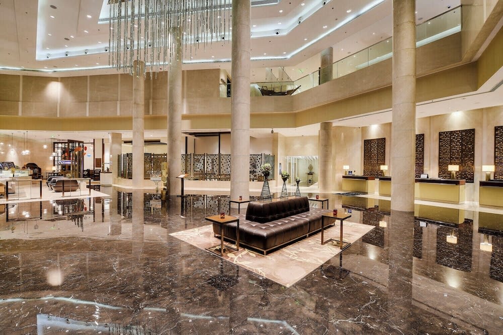 Kochi Marriott Hotel, LuLu International Shopping Mall 2