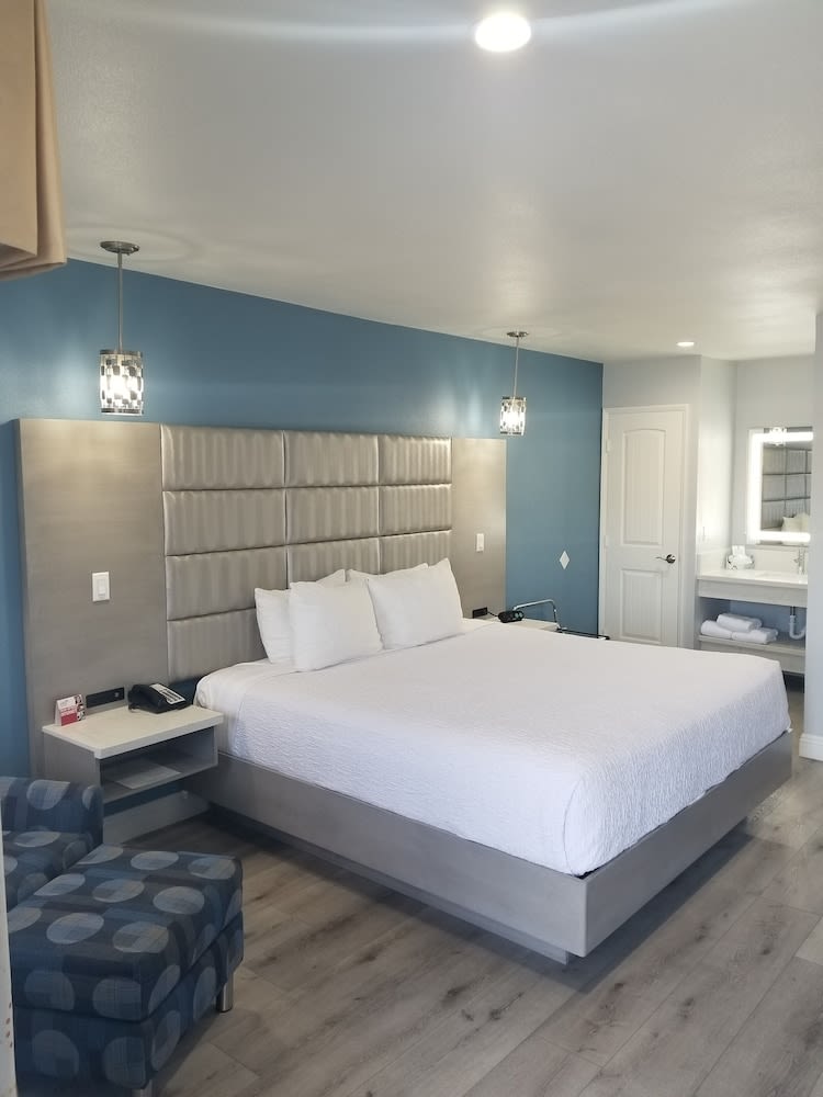 Best Western Orange Plaza 4