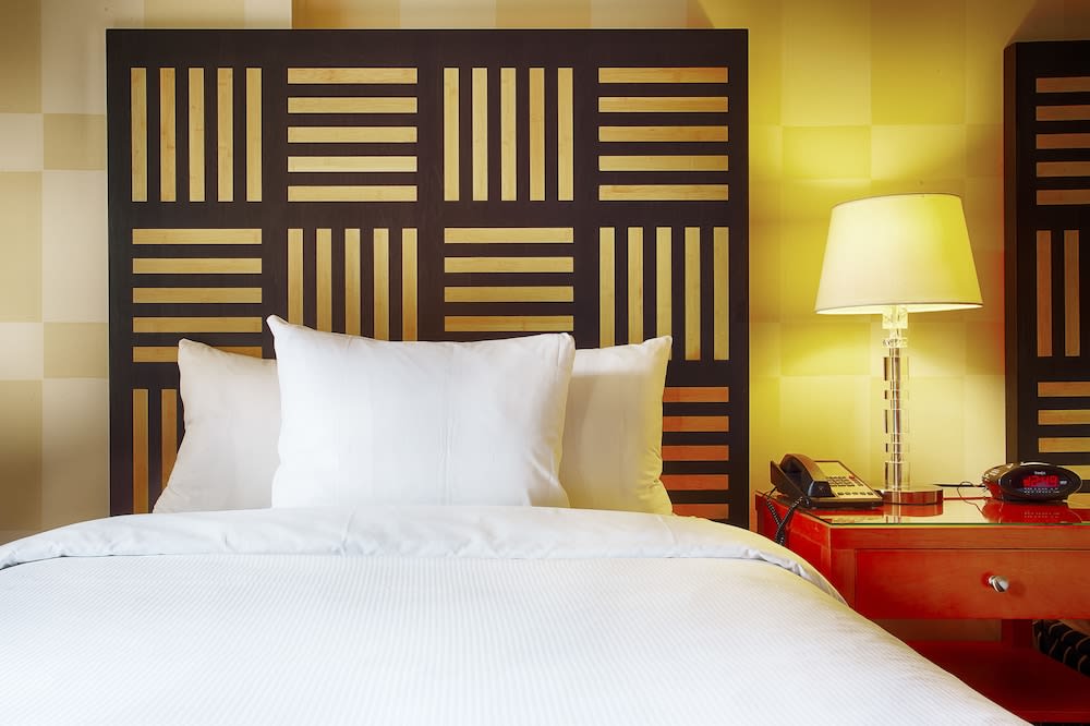 Pinnacle Hotel Harbourfront 5