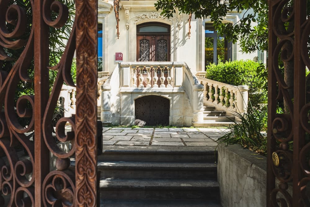 L'Hôtel Particulier Beziers 1