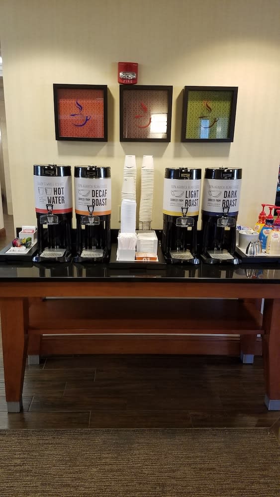 Wingate by Wyndham St Louis Airport 4