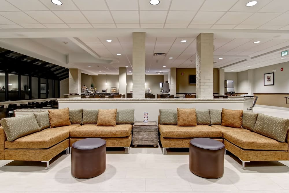 Best Western London Airport Inn & Suites 2