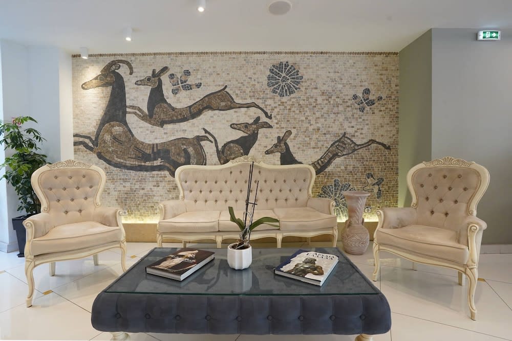 Acropolian Spirit Boutique Hotel 2