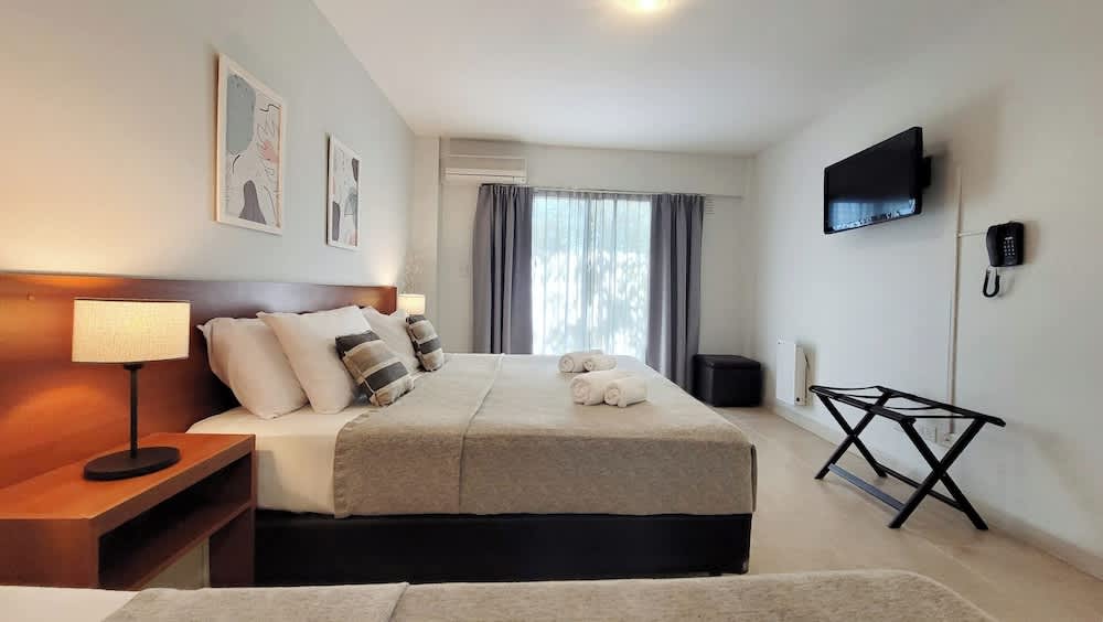 Soltigua Apart Hotel Mendoza 1