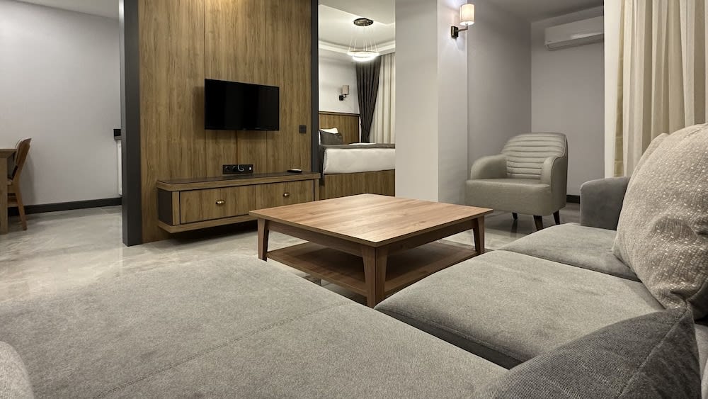 Quality Gold Suite Hotel 1