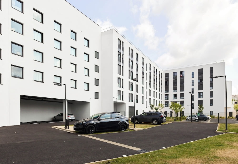 B&B HOTEL Paris Clichy-sous-Bois 3 étoiles 1