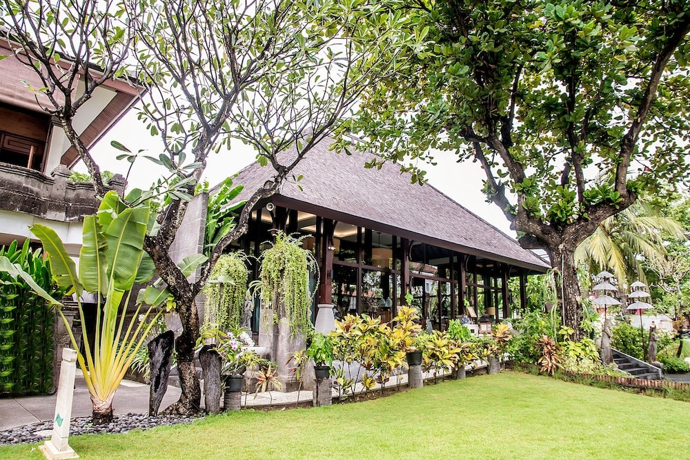 Rama Beach Resort and Villas 2