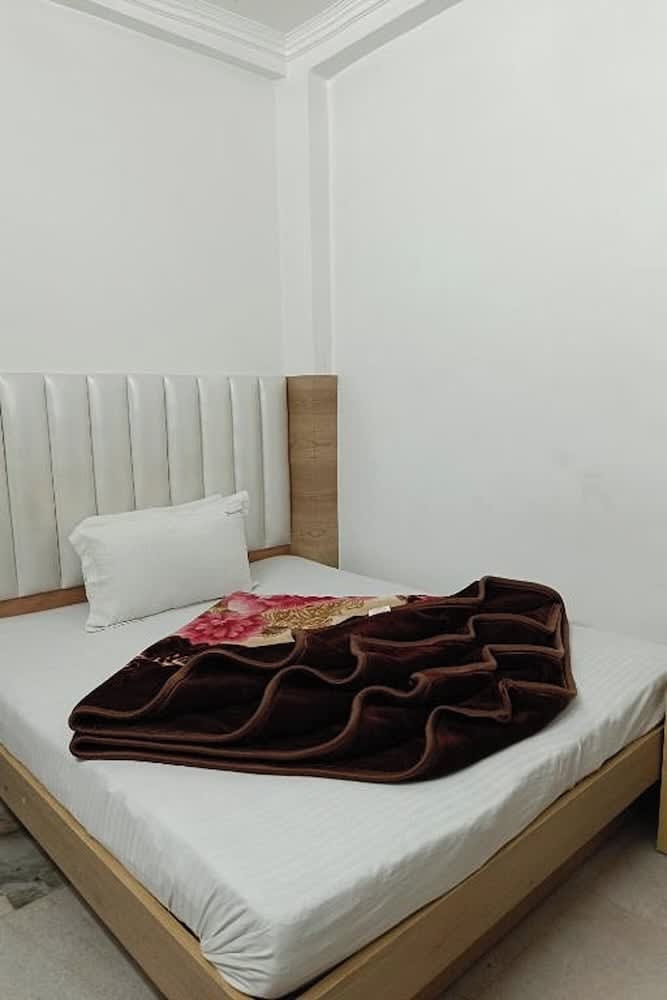 Hotel Shree Sai Dham 2