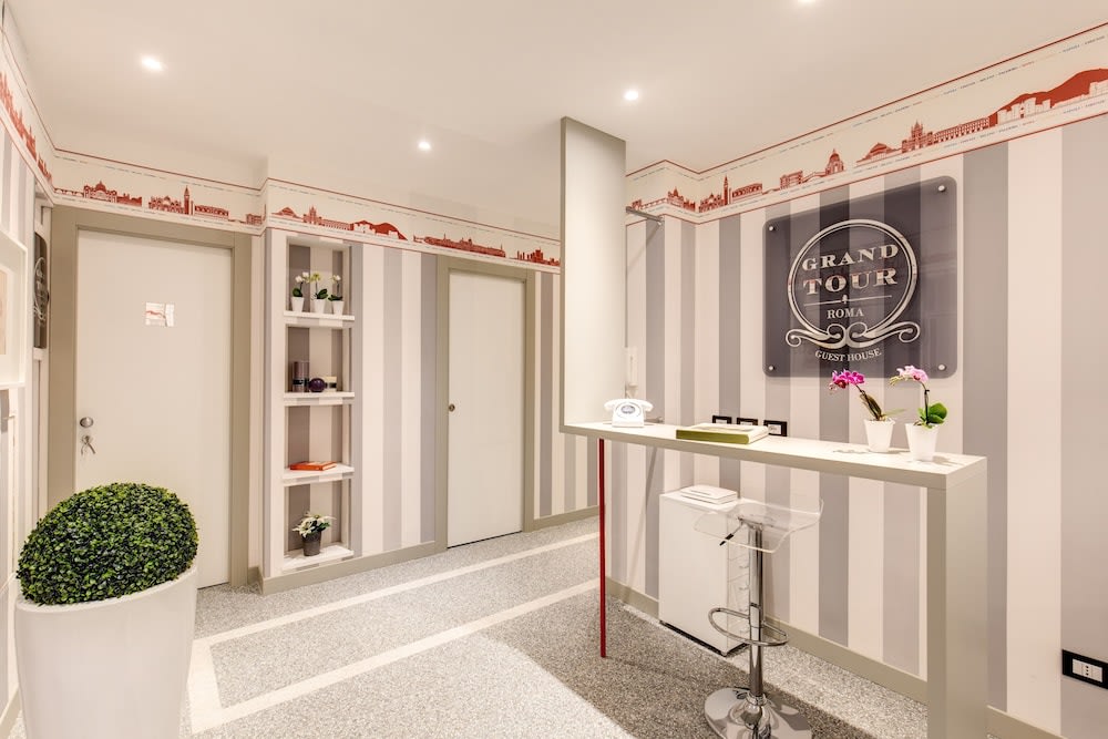 Grand Tour Rome Suites - Liberty Collection 5