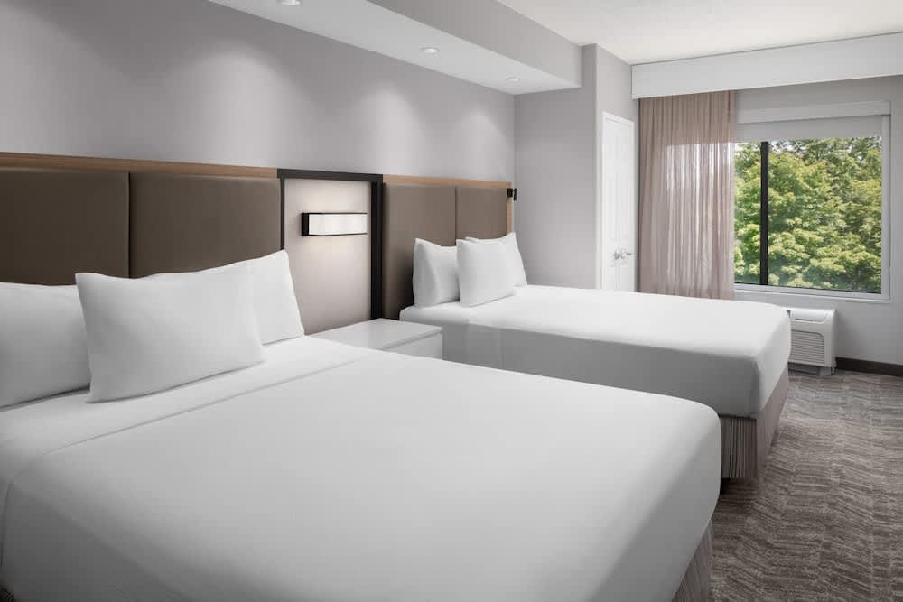 SpringHill Suites by Marriott Grand Rapids Airport Southeast 5