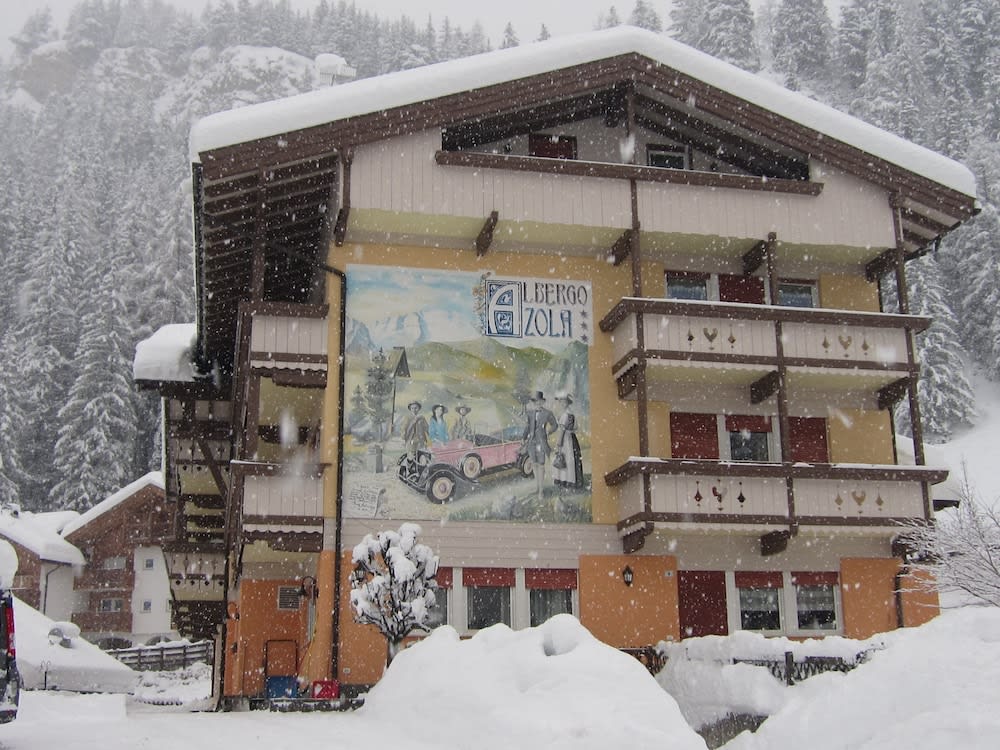 Hotel Azola 1