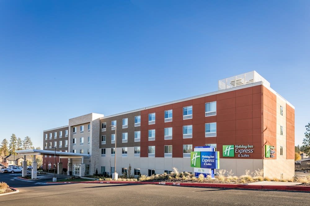 Holiday Inn Express & Suites BEND SOUTH by IHG 1