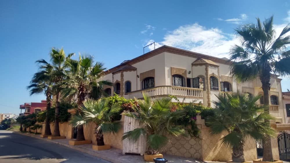 5 bedroom holiday Villa Yasmine, perfect for family holidays, near beaches 1