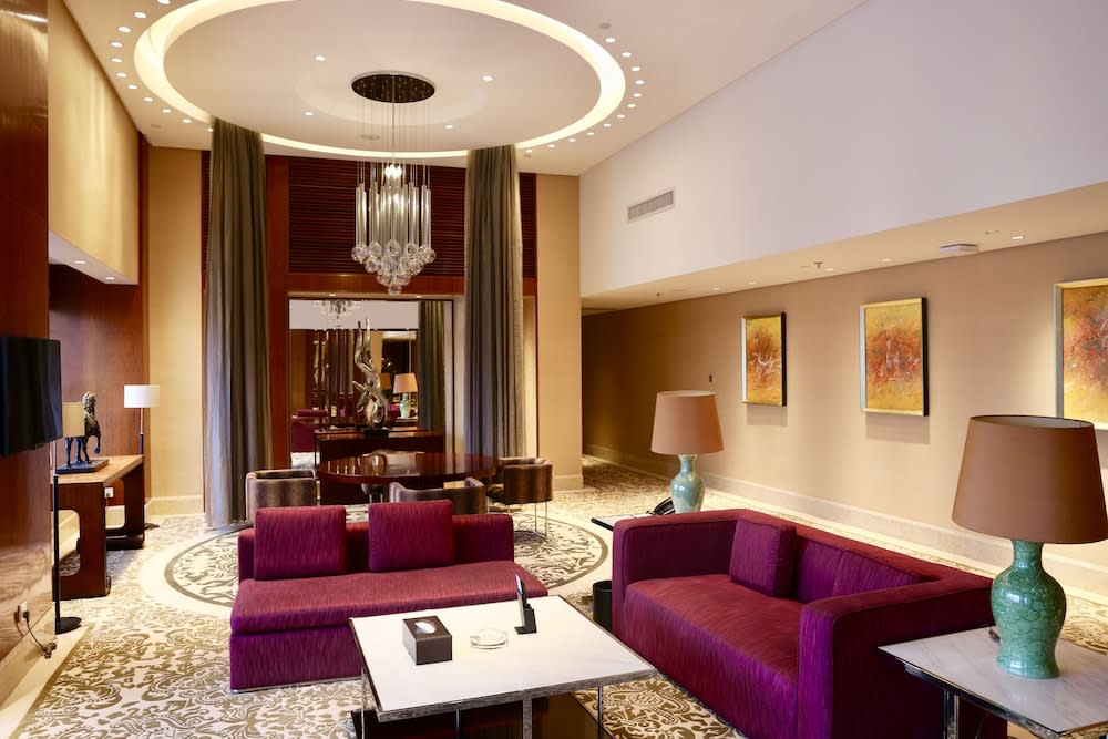 Crowne Plaza Shenzhen Futian by IHG 4