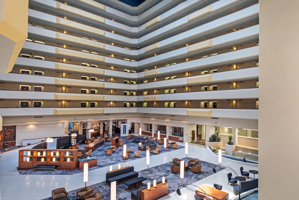 Houston Marriott South at Hobby Airport 2