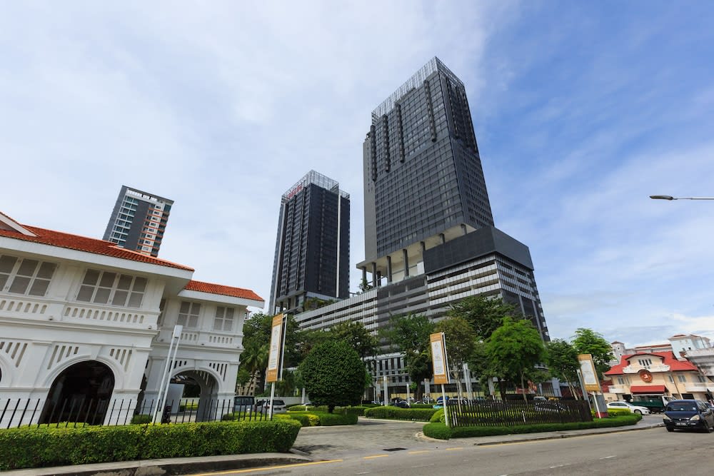 Tropicana 218 Macalister 1