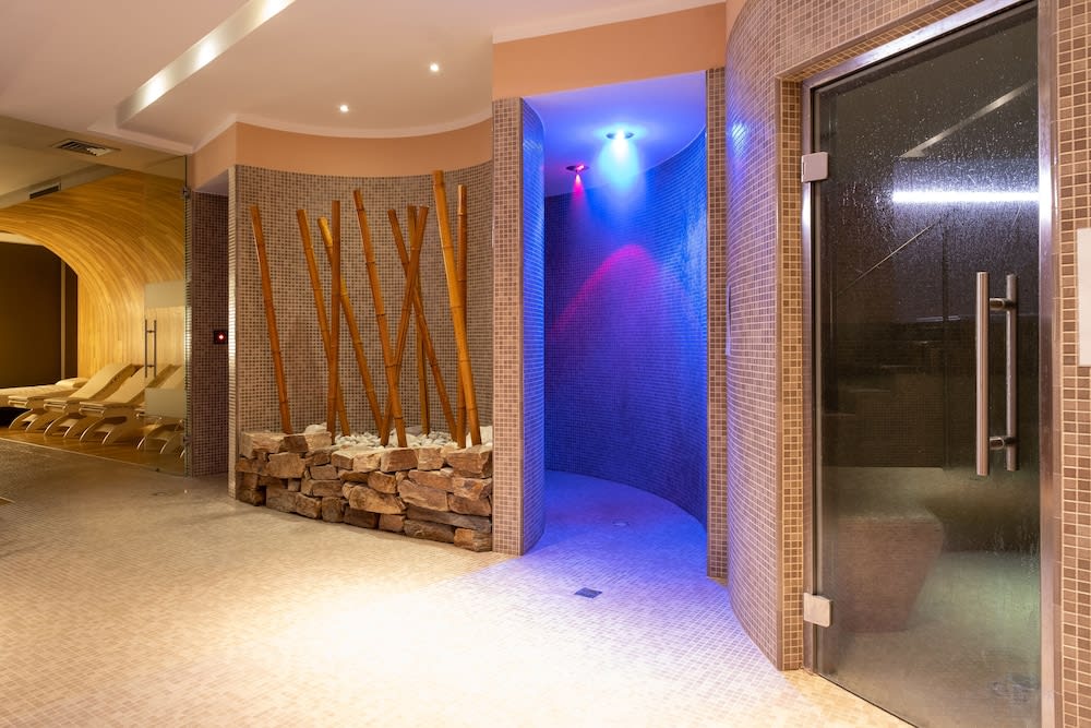The Ziba Hotel & Spa 1