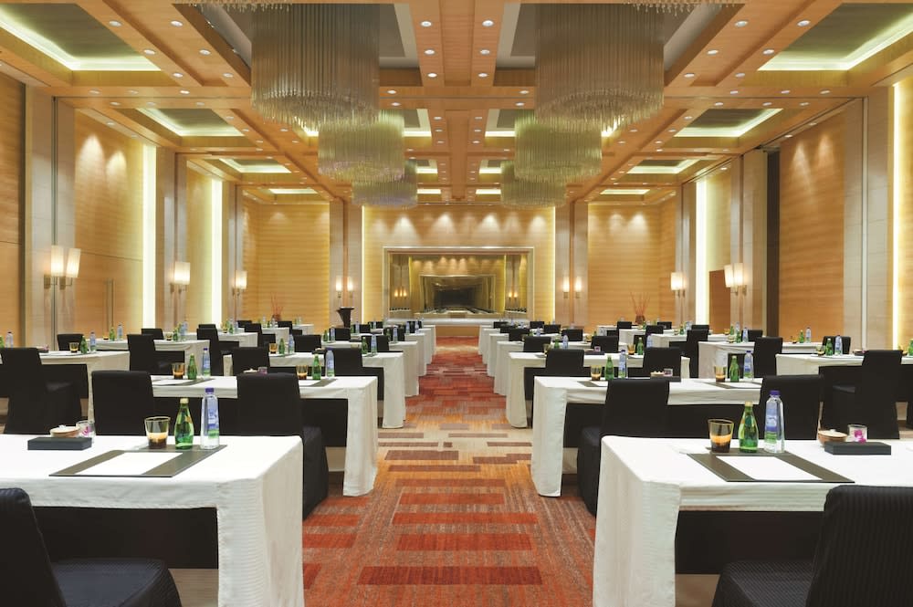 Hyatt Regency Chennai 3