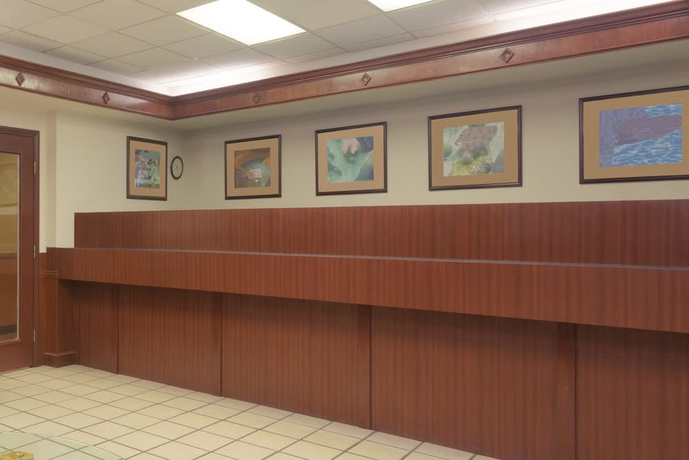 Days Inn by Wyndham Crystal River 2
