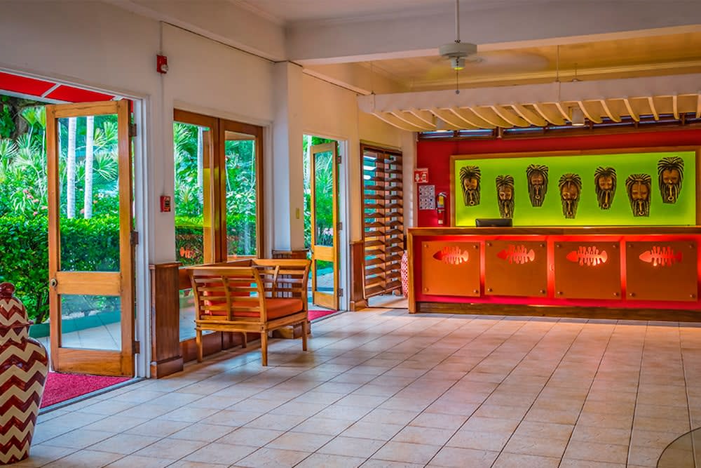 Grand Decameron Montego Beach, A Trademark All-Inclusive Resort 2