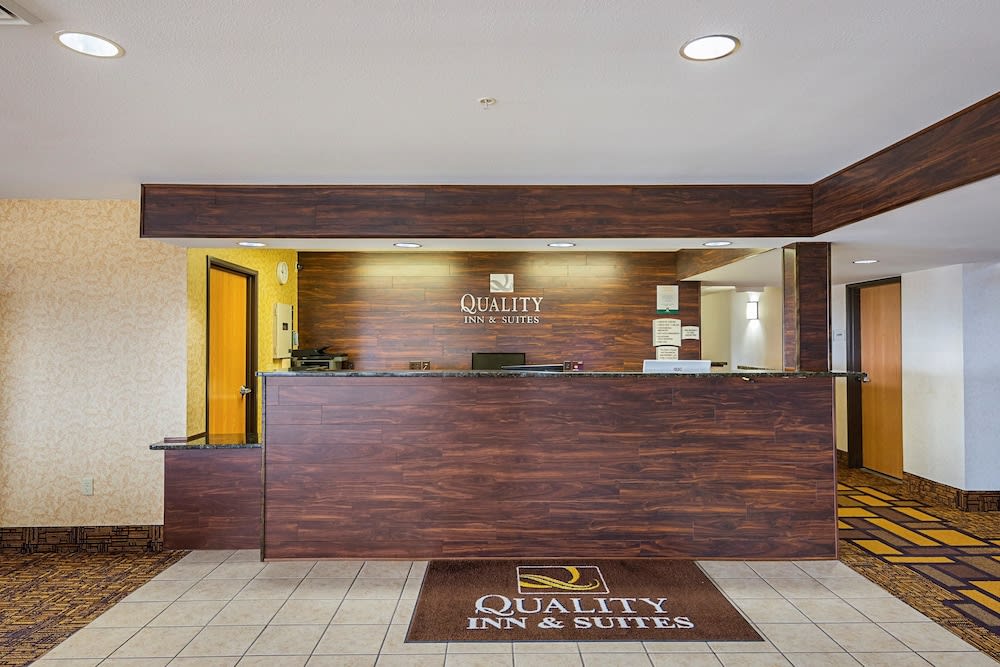 Quality Inn & Suites Belmont Route 151 4