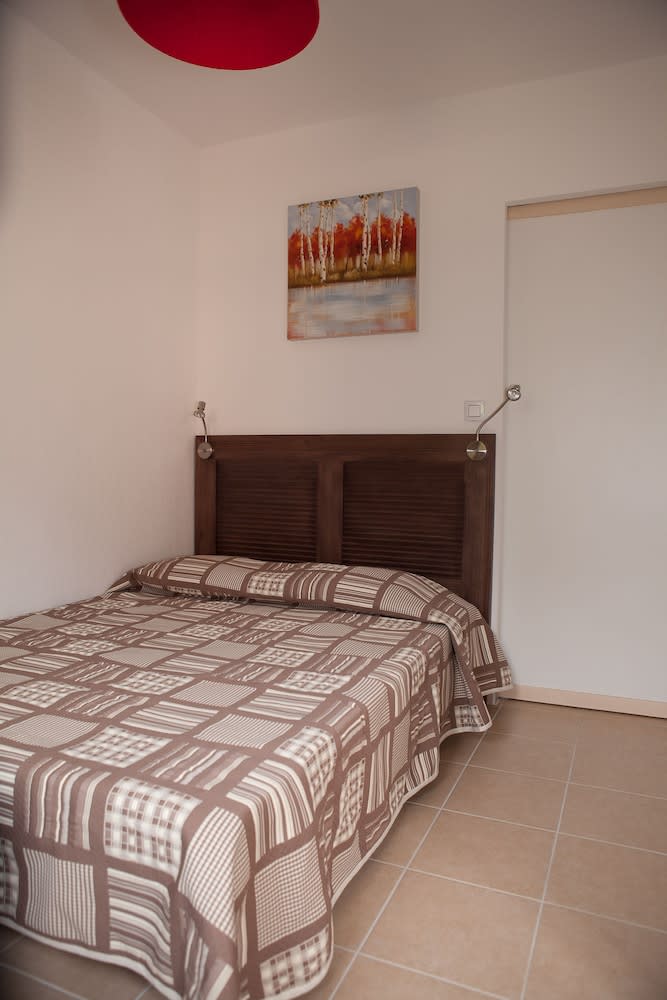 Vacancéole - Résidence Le Clos du Rocher 3