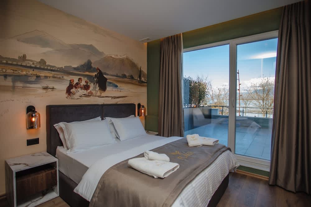 Hotel Flaer 1