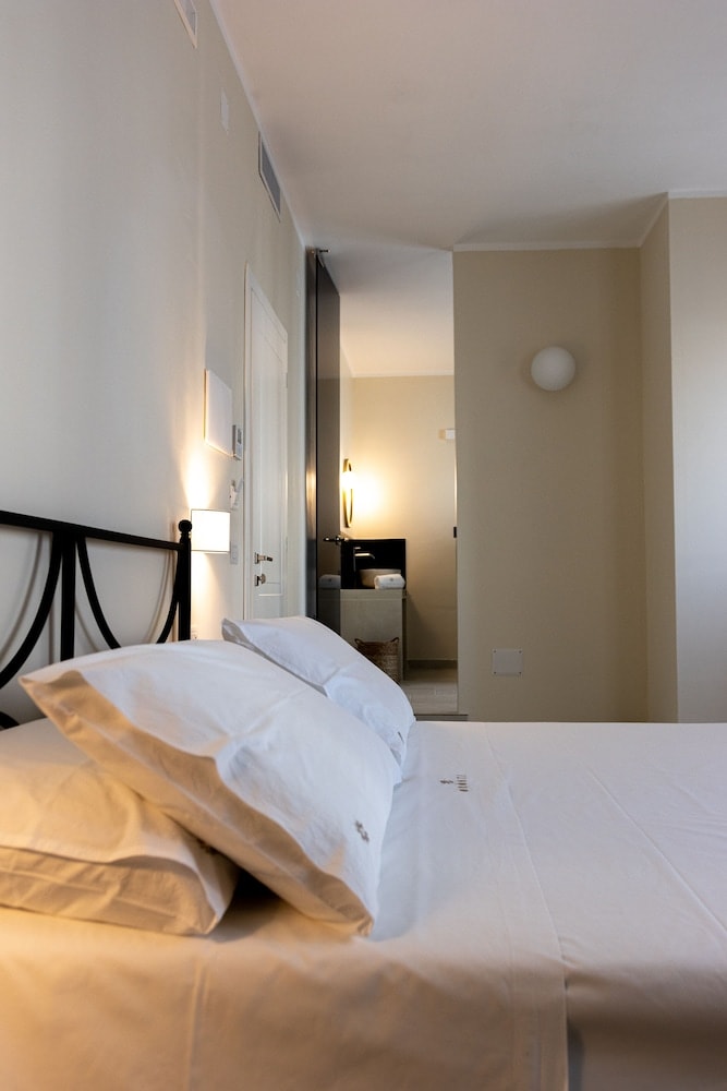 Oronti Accommodations 2