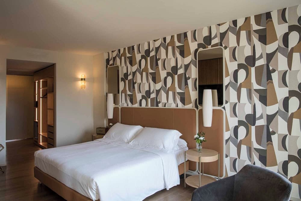 Columbus Urban Resort 4